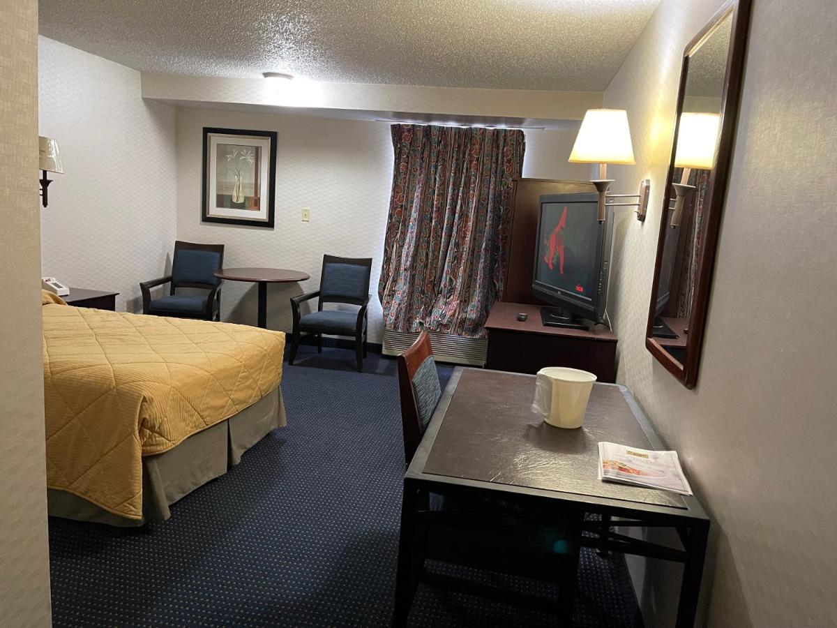 Budget Inn Temple Hills Exterior photo
